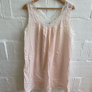 Vintage nightgown